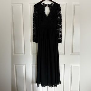 Lulu’s Black Lace Maxi Dress